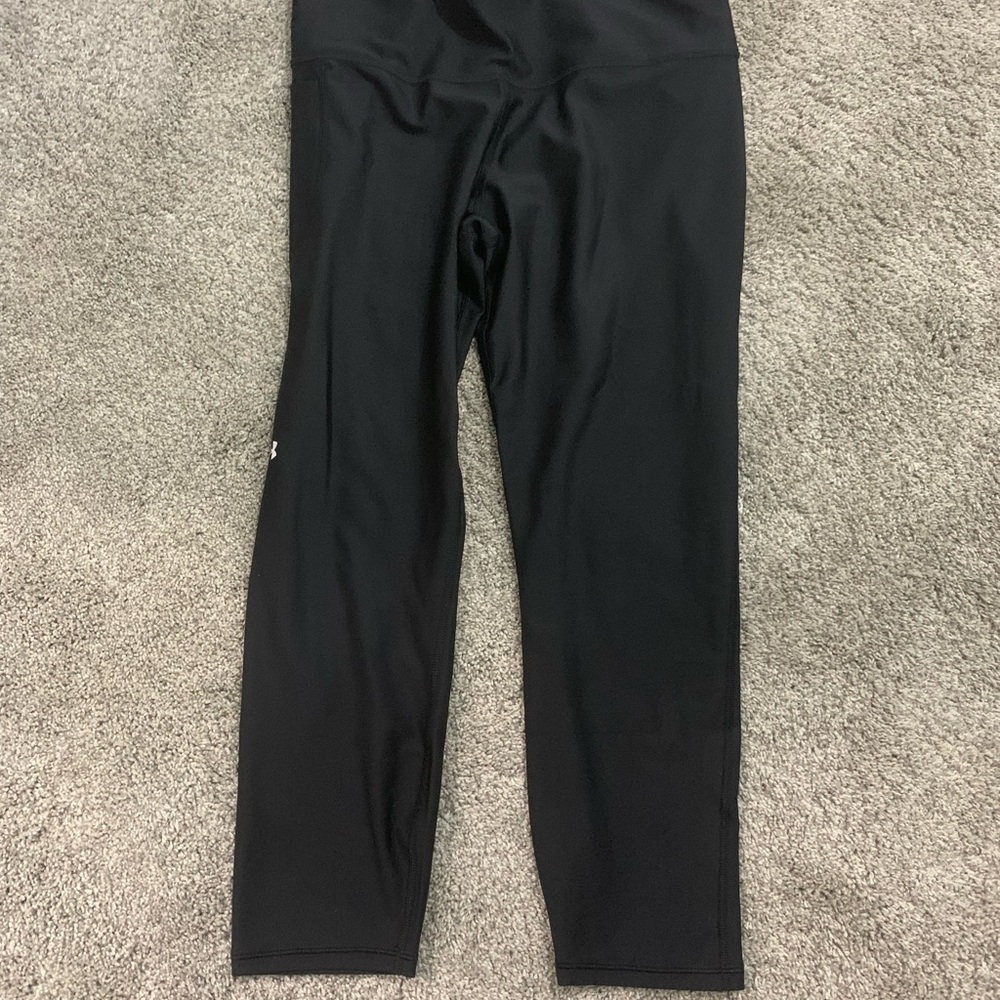 Under Armour Black Women's compression Leggings